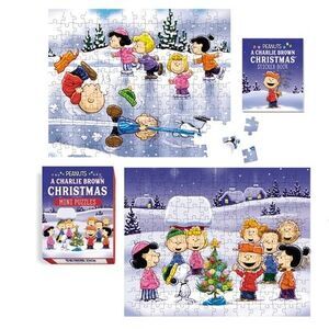 Peanuts: A Charlie Brown Christmas Mini Puzzles -- Charles M. Schulz